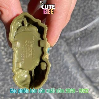 Set 5 mô hình khủng long Jurassic World đế cỏ xuất dư - Đồ chơi CUTE BEE