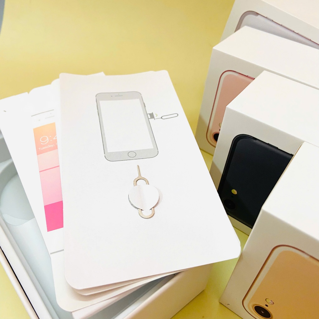 (Box) Hộp đựng 7G , 7plus màu đỏ, đen, vàng, hồng, trắng, tặng cây lấy sim