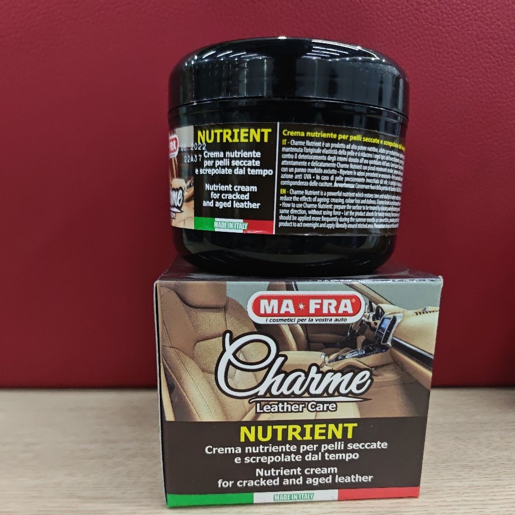 Kem dưỡng phục hồi da nội thất ô tô CHARME NUTRIENT