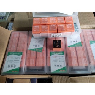 Role 4 chân 5 chân uus100A cam to Điện 12v, 24v dùng cho oto,xe máy ( Gía bán cho 1 chiếc ).D