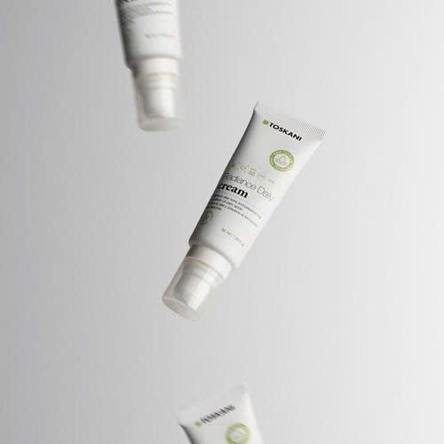 Bộ đôi serum và kem dưỡng hỗ trợ dưỡng trắng Toskani Radiance (30ml/50ml)- Phương An House