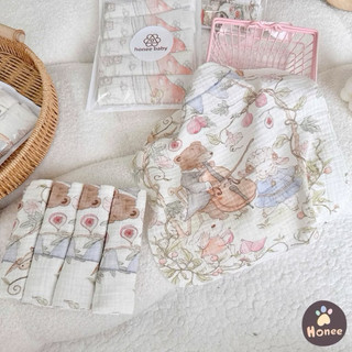 Khăn xô Honee Baby hoạ tiết cổ tích 2 lớp Muslin mềm mại, thấm hút tốt, an toàn cho da bé