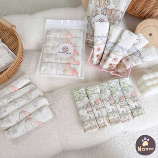 Khăn xô Honee Baby hoạ tiết cổ tích 2 lớp Muslin mềm mại, thấm hút tốt, an toàn cho da bé