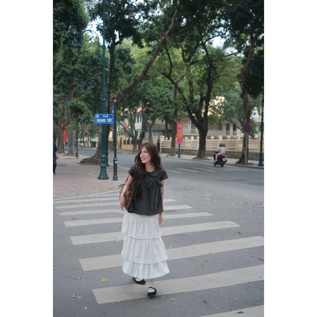 Chân váy dài trắng 3 tầng viền bèo Nữ the.sweaterweather TSW