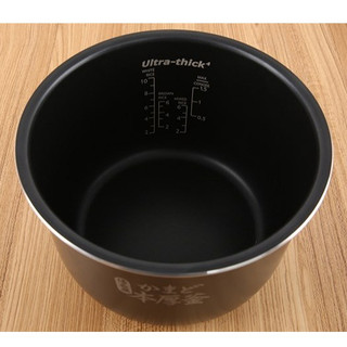 Nồi cơm điện tử Toshiba 1.8 lít RC-18DR2PV(K) chính hãng trưng bày mới 99% -bảo hành 12 tháng