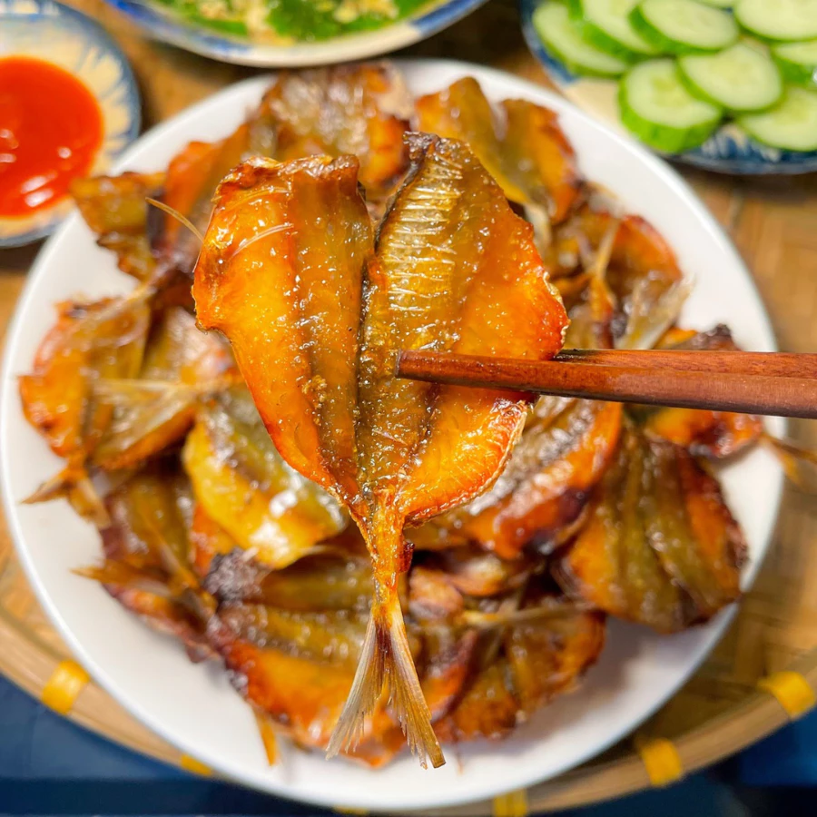 1kg Khô cá chỉ vàng loại ngon - Hàng Việt Nam chất lượng cao, đặc sản làm quả tặng biếu gửi đi xa -