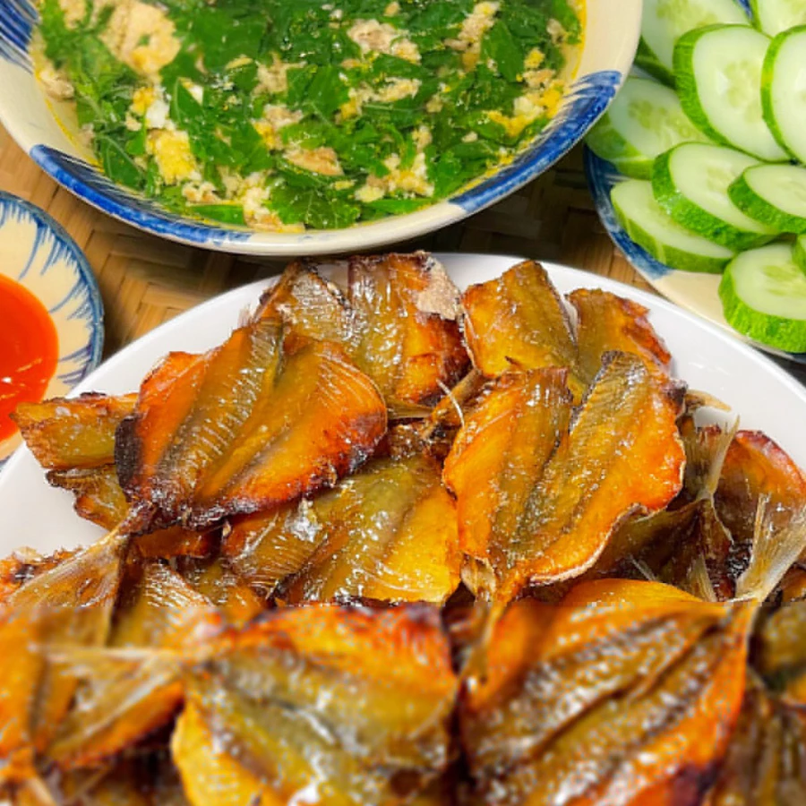 1kg Khô cá chỉ vàng loại ngon - Hàng Việt Nam chất lượng cao, đặc sản làm quả tặng biếu gửi đi xa -
