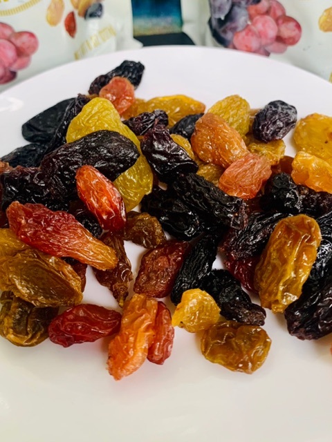 NHO KHÔ RAISINS SUNVIEW MỸ MIX 3 VỊ - 425G | Shopee Việt Nam