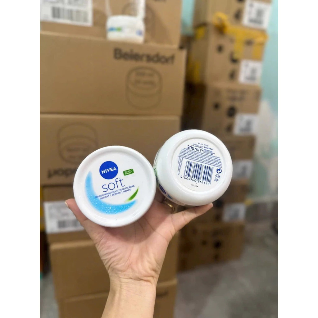 Kem dưỡng ẩm mềm mịn Nivea Soft 200ml cho mặt và toàn thân an toàn chính hãng