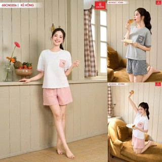 6BCN02 Đồ bộ nữ CARDINA chất cotton cổ tròn có túi ốp và quần đùi kẻ 6BCN02