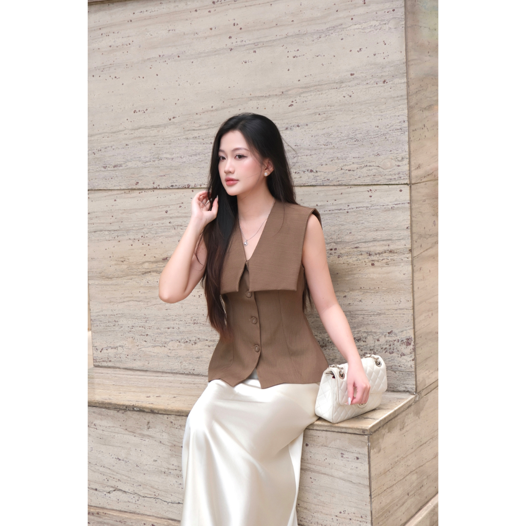 LABAVISTA Áo gile cổ bản to cách điệu vải tây cao cấp thiết kế tôn dáng hiện đại thanh lịch hai màu
