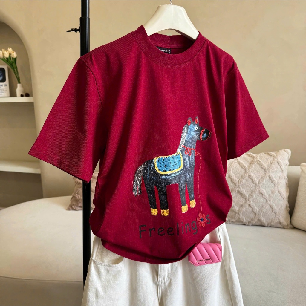 Áo Thun Mirage Chú Ngựa Đỏ Thêu Tinh Xảo Chất 100% Cotton Mềm Mịn Thoáng Mát.