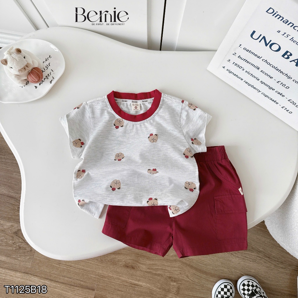 Set cộc tay Bernie in hình gấu vui nhộn, chất liệu cotton phối quần short kaki cho bé 9-28kg