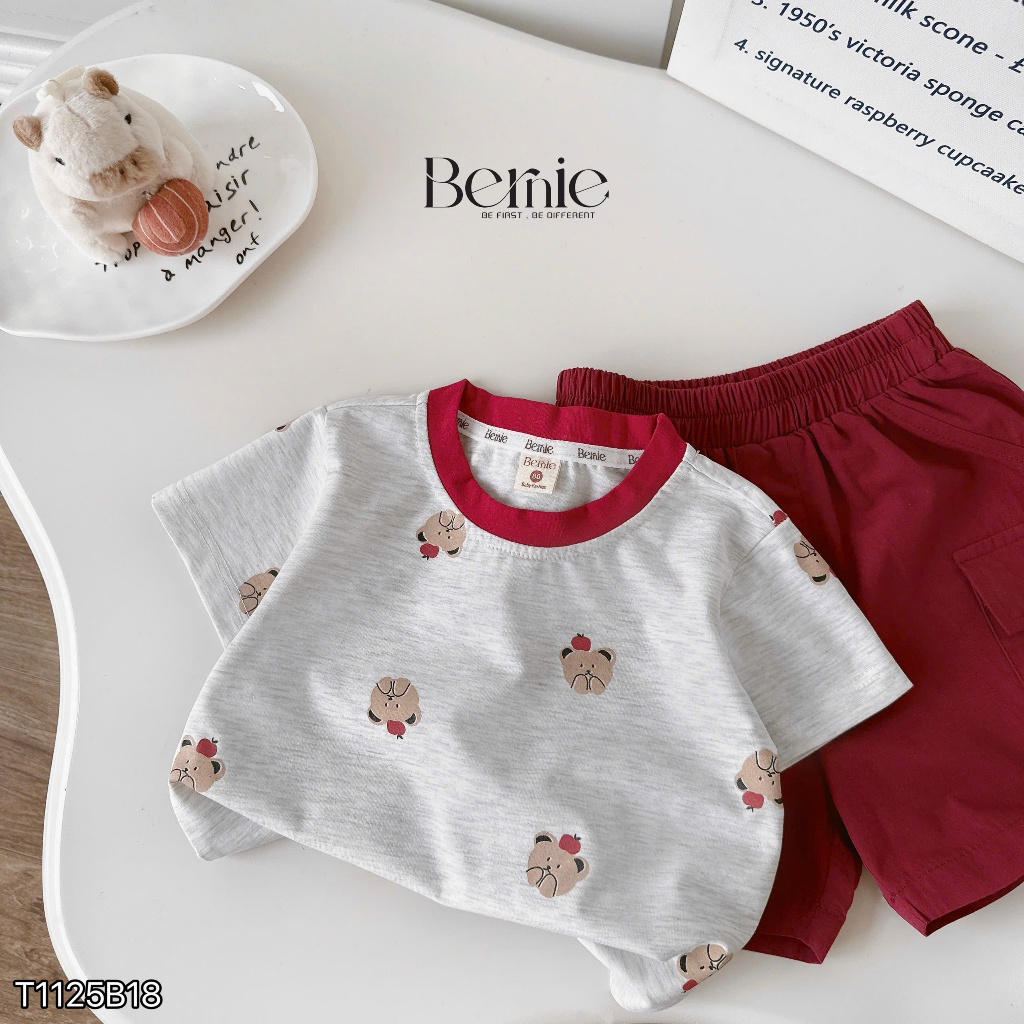 Set cộc tay Bernie in hình gấu vui nhộn, chất liệu cotton phối quần short kaki cho bé 9-28kg
