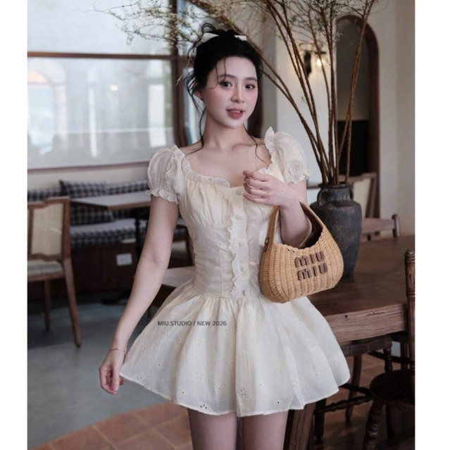 Váy thô hoa tiểu thư tay bồng dáng xoè phong cách vintage HQuốc, Đầm nữ TK dáng ngắn đính khuy bọc phối bèo nhún cao cấp