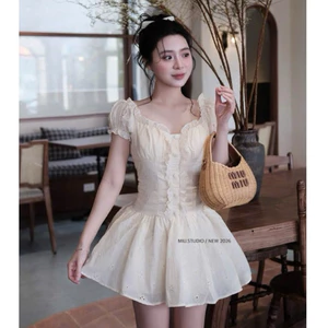Váy thô hoa tiểu thư tay bồng dáng xoè phong cách vintage HQuốc, Đầm nữ TK dáng ngắn đính khuy bọc phối bèo nhún cao cấp