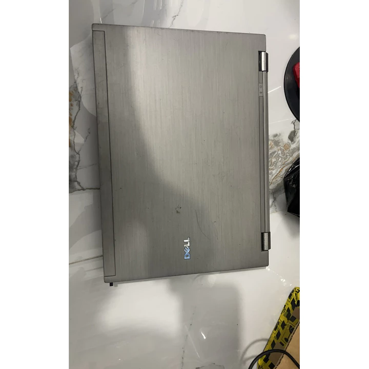 Laptop Cũ Văn Phòng Giá Rẻ E6410 - Chip Core i5, chưa test để anh em về test lấy linh kiện nhé.