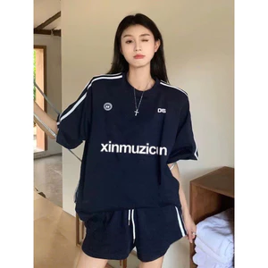 Set Quần Áo Nữ Kẻ 3 Sọc Áo Cộc Tay Và Quần Short❤️