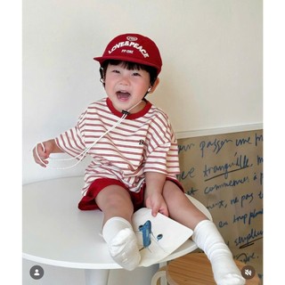 Bộ cộc tay bé trai kẻ ngang tone đỏ Style Hàn quần kaki, chất liệu cotton mềm mát tặng size 7-25kg