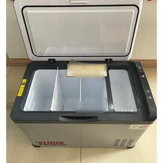 Tủ lạnh mini dùng được cho ô tô và nhà ở điện 12v - 24v và 220v