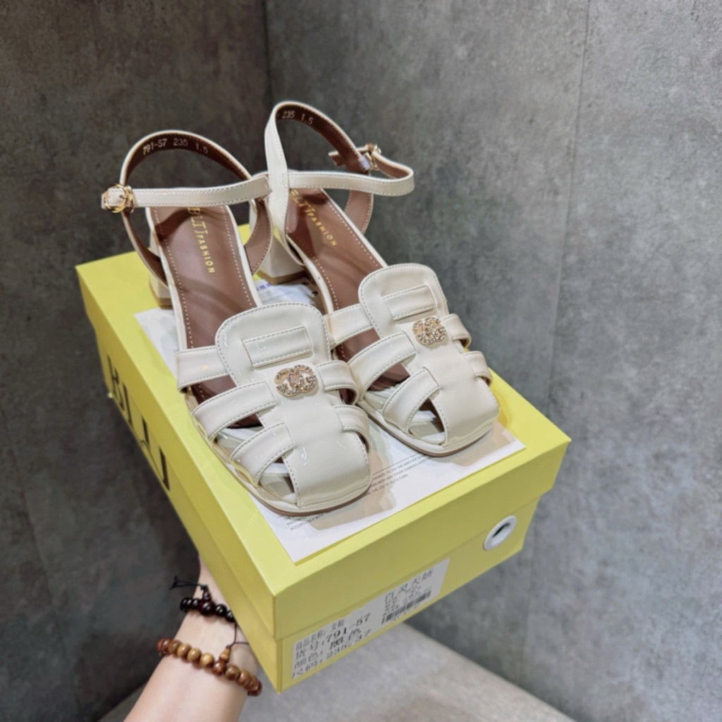 👠🕶️👜🎒…Sandal giọ