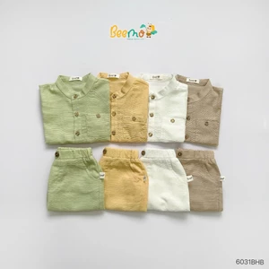 Bộ sơ mi linen basic trơn màu mềm mát cho bé trai, bộ sơ mi cộc cổ trụ khuy gỗ cho bé