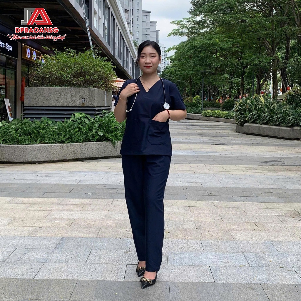Bộ Scrubs Màu Xanh Tay Ngắn Cổ Tim Form Nam Nữ Làm Đồng Phục Bác Sĩ, Kỹ Thuật Viên Spa