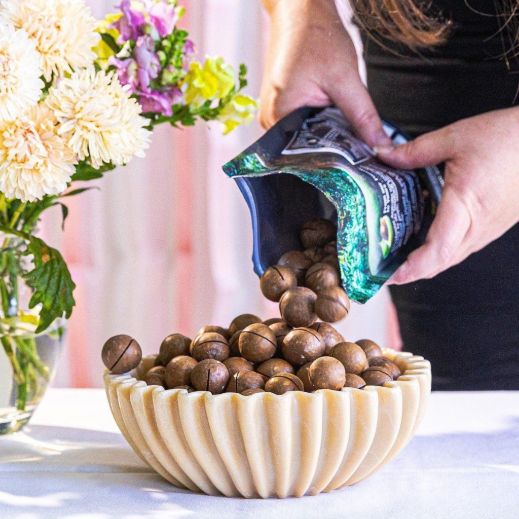 Hạt Macca Úc Vị Vanilla Happy Nut (Túi 225g) - Giòn Tan,  Béo Ngậy, Kèm Chìa Khóa Tách Vỏ Chính Hãng