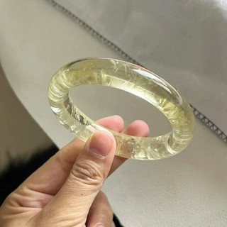 Vòng tay đá thạch anh Vàng nguyên khối tự nhiên ( tinh thế trong suốt ) hàng AA - đá phong thuỷ tuấn trần