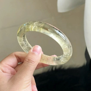 Vòng tay đá thạch anh Vàng nguyên khối tự nhiên ( tinh thế trong suốt ) hàng AA - đá phong thuỷ tuấn trần