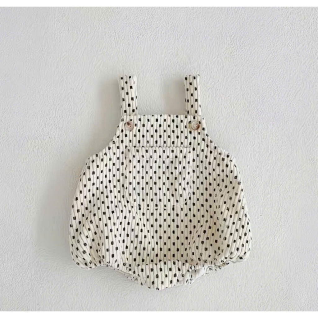 Bộ đồ liền thân hai dây họa tiết cho bé