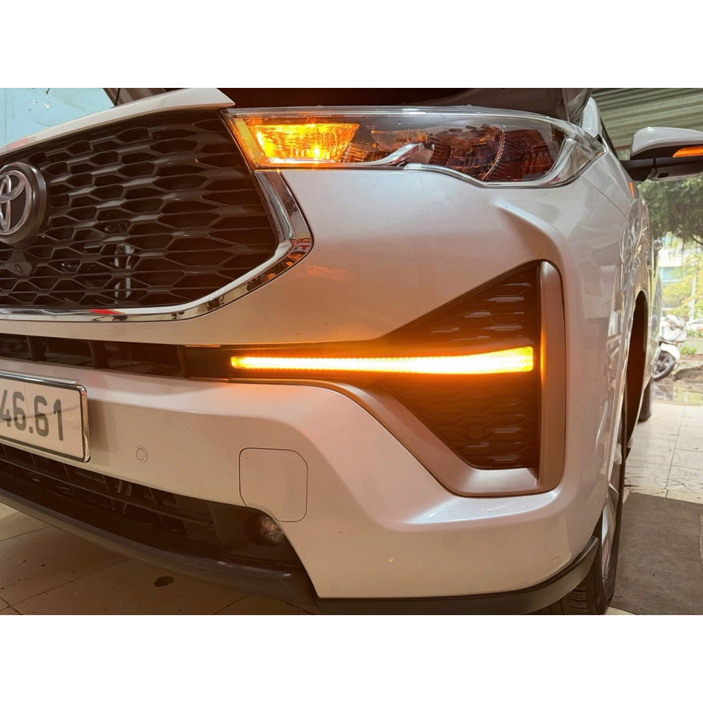 Đèn Gầm Trước Toyota Innova Cross 2023-2025 Lắp zin 100% Không Đục Khoét