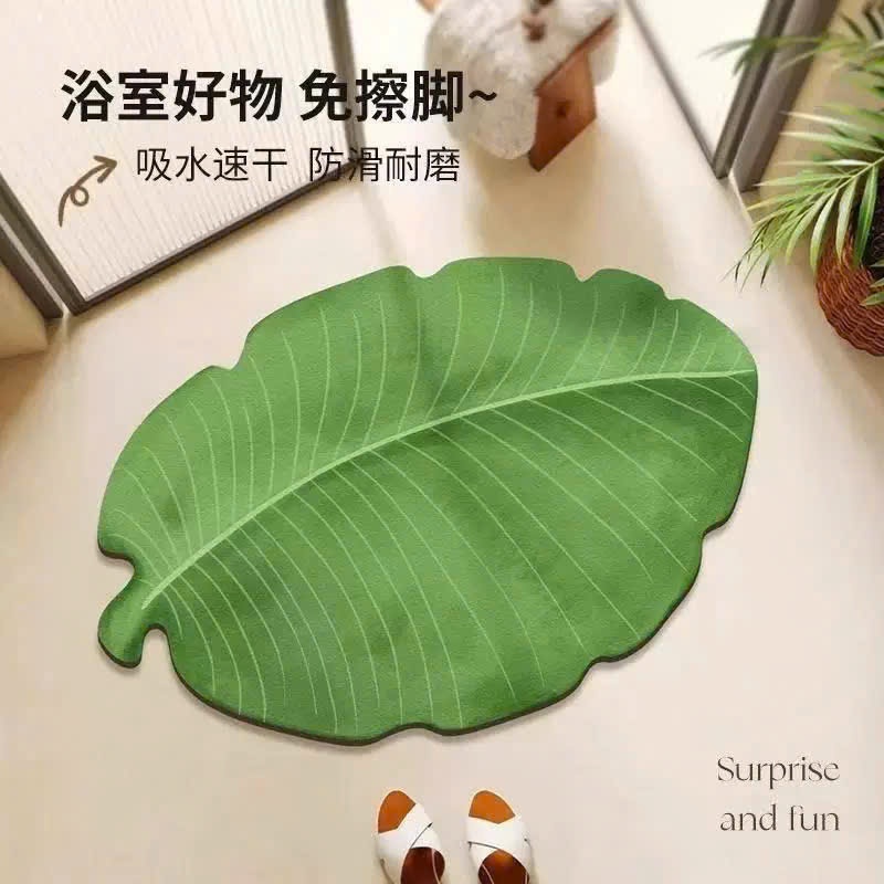 Thảm chùi chân chống trượt nhà tắm, thảm hoạt hình Shin chất liệu bùn tảo thấm hút nhanh khô, dễ thương halung ntt95