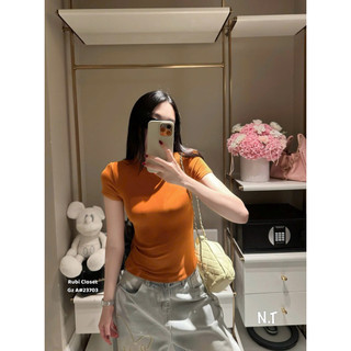 Áo thun cotton cổ tròn cộc tay có đệm vai form ôm (Hàng QC -WU33) #23703
