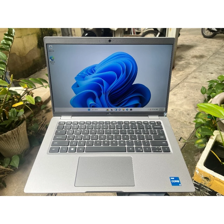 Laptop DELL Latitude 5430 ( 12 CPU ) Core i5 gen 12 , Ram 8GB , SSD Nvme 256GB Màn hình 14 inch FHD Pin tốt