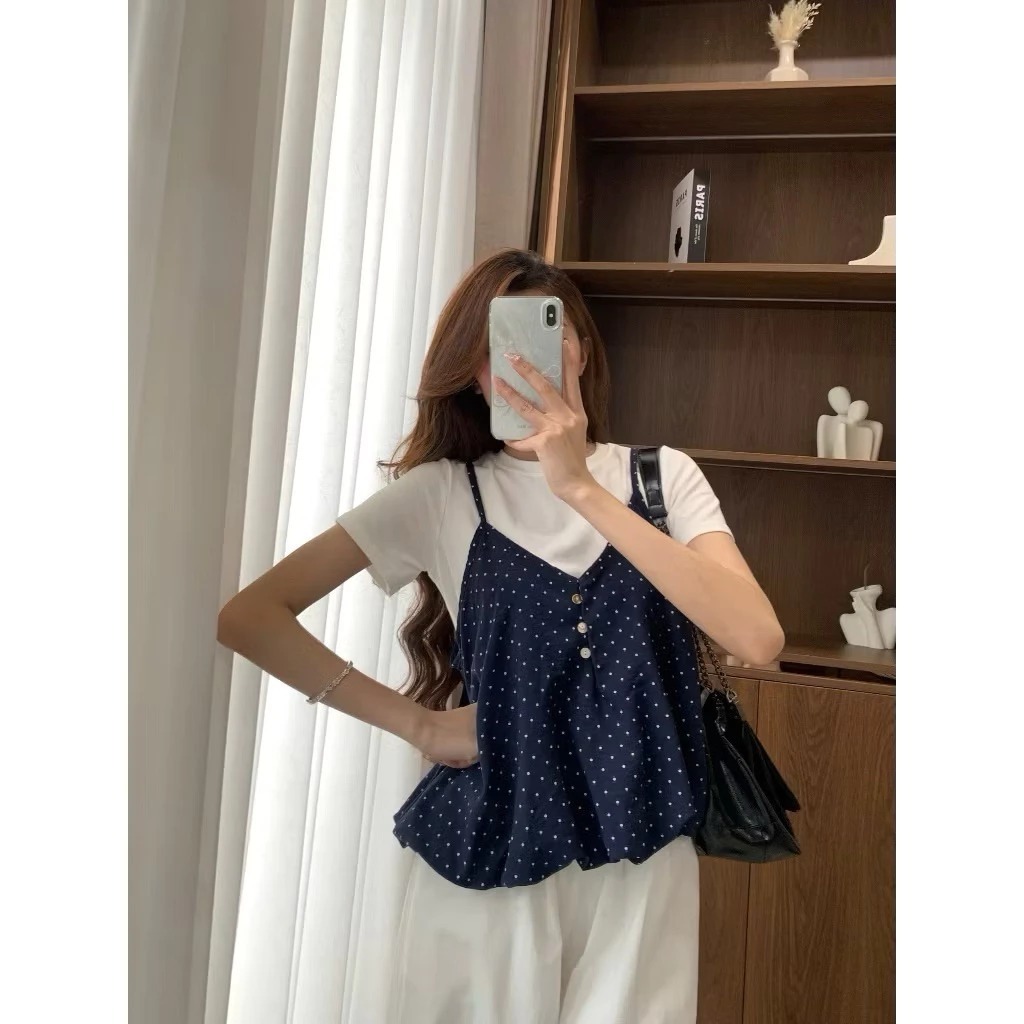 [Peinn] Set Yếm Nữ 2 Dây Chấm Bi Dáng Bí Cúc Dọc Kèm Áo Thun Trơn KENCO Clothing SG Thời Trang Nữ 3802