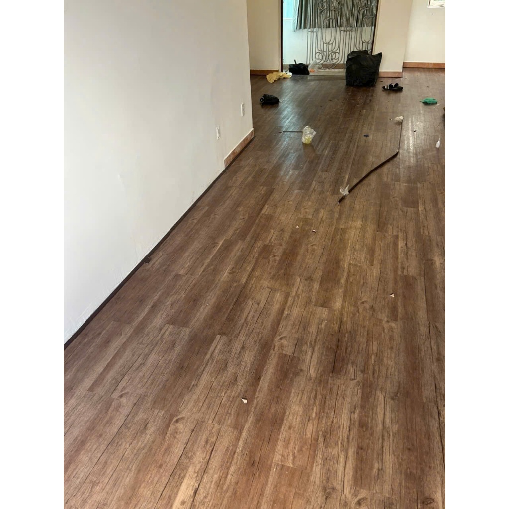 COMBO 10M2 = 72 Tấm sàn nhựa giả gỗ sẵn keo