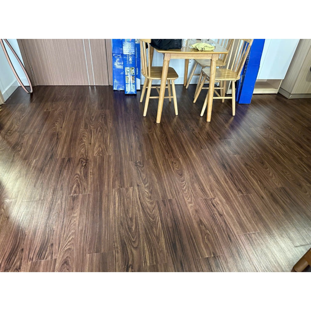 COMBO 10M2 = 72 Tấm sàn nhựa giả gỗ sẵn keo