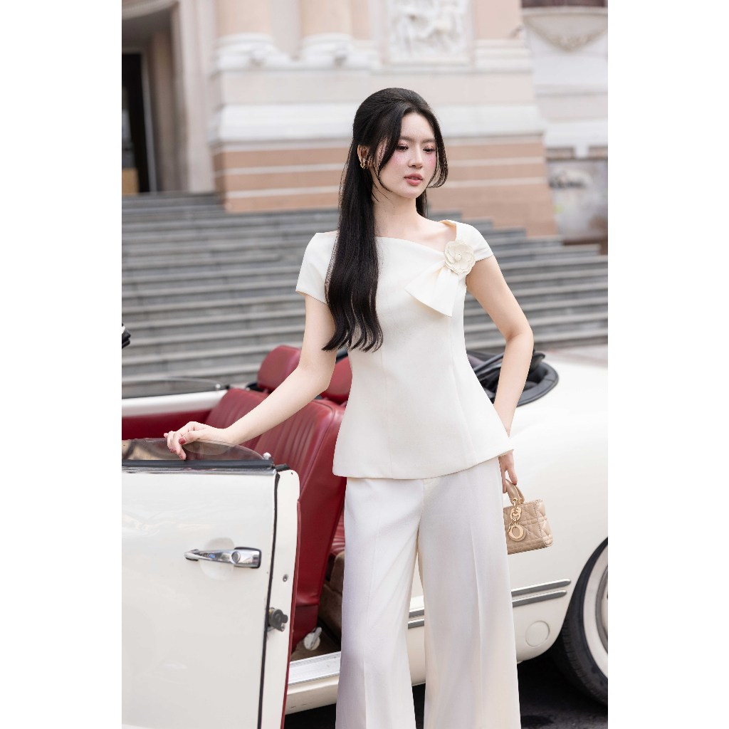 Áo Xuân Hè Cổ Lệch 2T17.2601, Áo Lệch Vai Form Dáng Ôm Eo Xoè Nhẹ, Kiểu Dáng Fitted Bodice Thanh Lịch Sang Trọng By JM