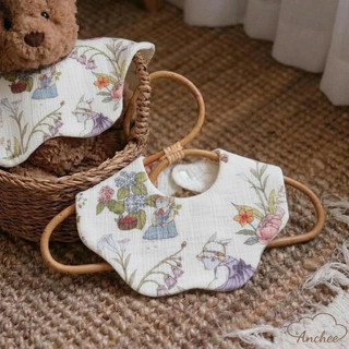 Set 2 YẾM CỔ TÍCH XÔ MUSLIN cổ hoa CHO BÉ – MẪU MỚI SIÊU DỄ THƯƠNG