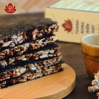 Combo 1 Chuối Sứ Sấy Dẻo 300g +1 Thanh Rong Biển Hạt (8 THANH) +1 Snack Sườn Sả Ớt 100g-TiPiKay Shop