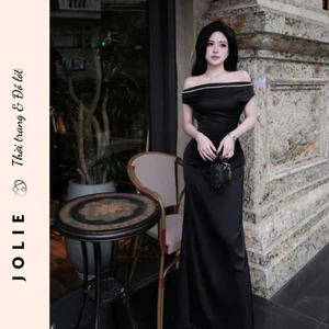 Đầm Dạ Hội Jolie Black Silk Trễ Vai Đính Đá