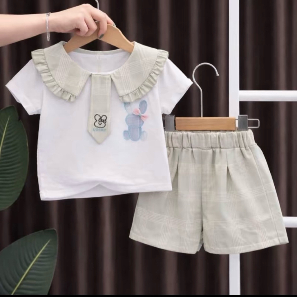 Bộ Quần Áo Bé Gái Cổ Bèo Thêu Thỏ Dễ Thương, Set Áo Trắng Quần Caro Mùa Hè Cho Bé 10-35kg