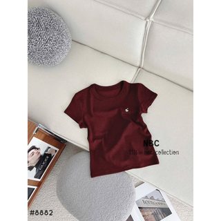 Áo phông thêu ngựa cổ tròn viền thêu ngựa