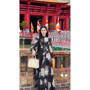 Đầm hoa đen ZMM đính đá Thảo Hàn