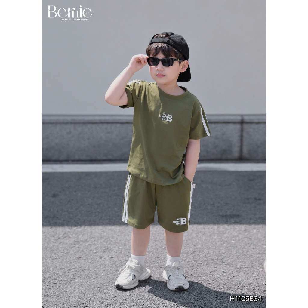 (Hãng Bernie)Bộ quần áo thể thao thêu chữ THE BERNIE BOY,chất cotton mềm mại thoáng mát ,phong cách thể thao năng động