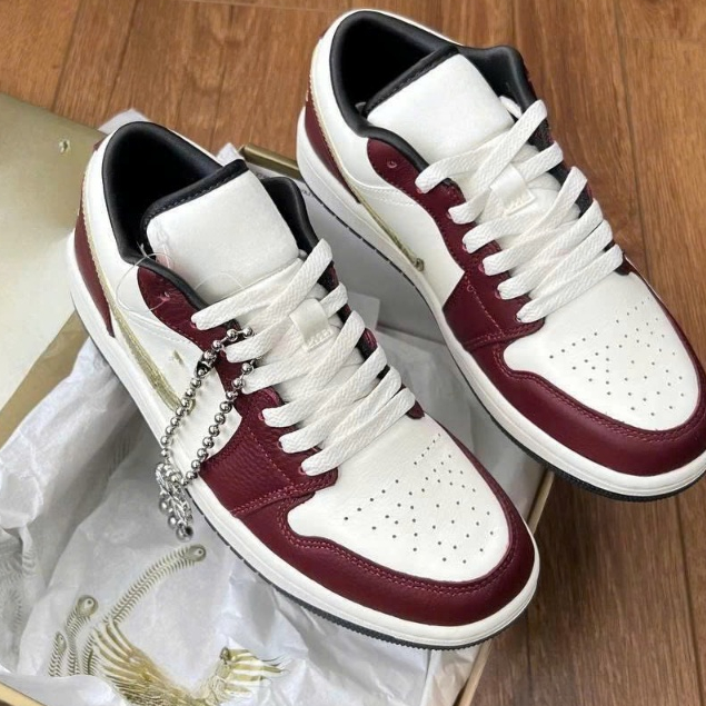Giày Thể Thao Đỏ Vàng, Giày Sneaker Nam Nữ Cổ Thấp Dễ Phối Đồ Kèm Cham (Tăng 1Sz).