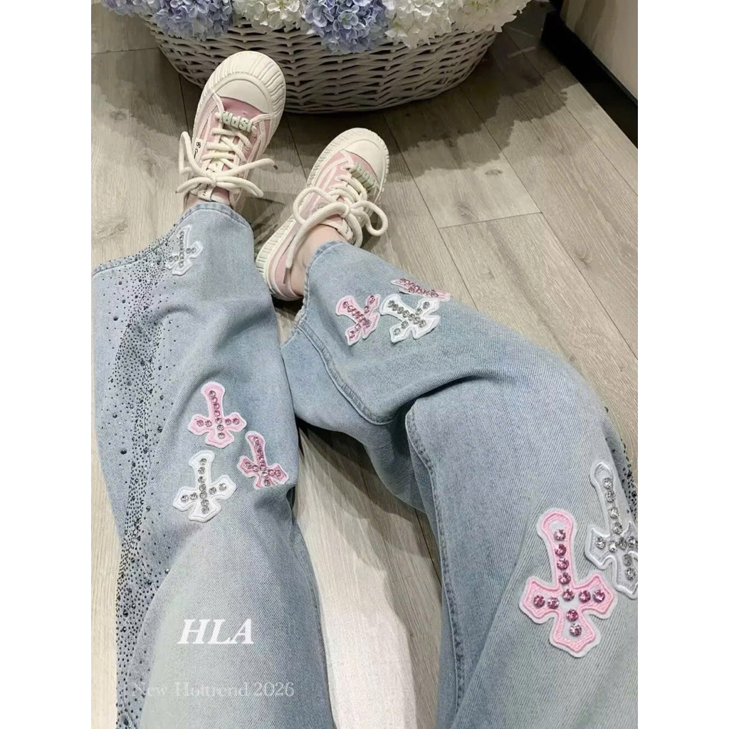 Set áo phông kèm tất quần jeans chrome hearts đính đá