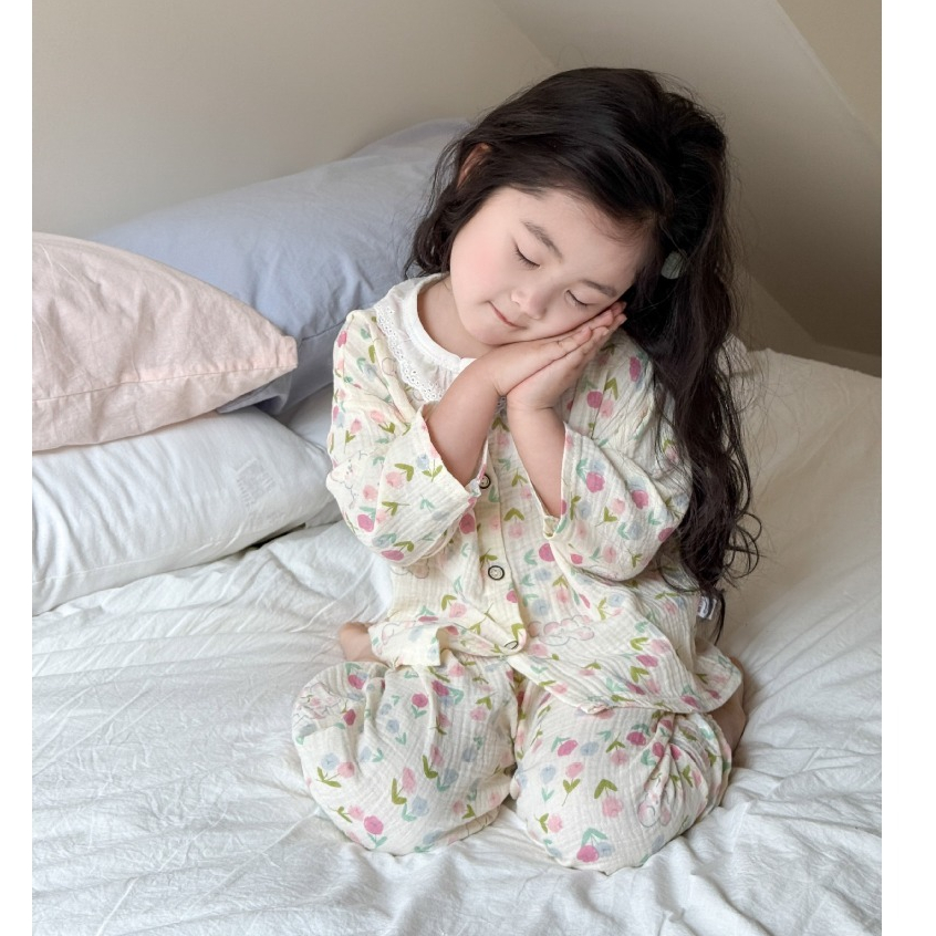 Đồ ngủ bé gái 9–24kg | Bộ dài tay phối cổ ren, vải Xô Muslin thoáng mát, thấm hút mồ hôi