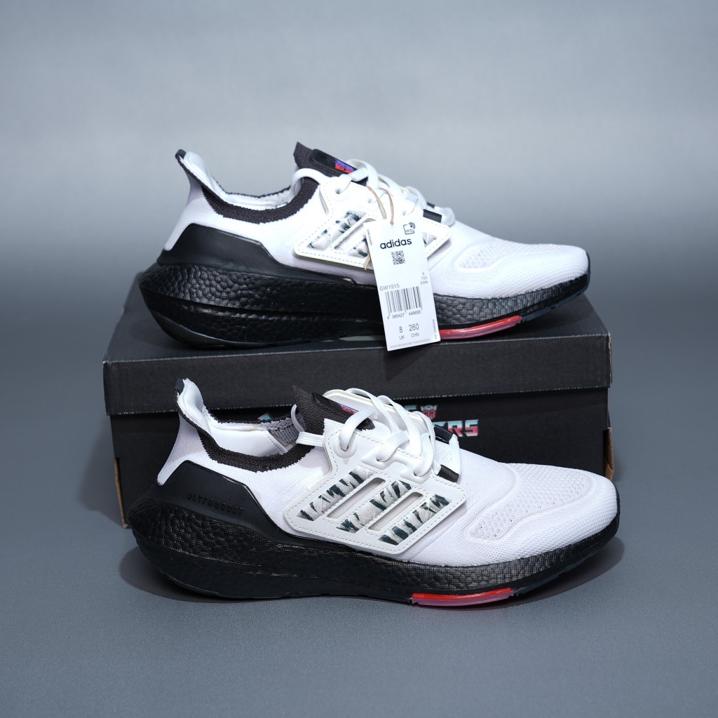adidas gazelle silver green womens ADIDAS ULTRABOOST 5X X MERCEDES AMG PETRONAS FORMULA ONE TEAM – Department main image 0